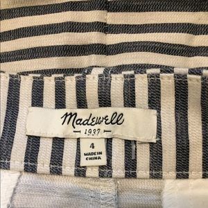 Made well striped linen skirt